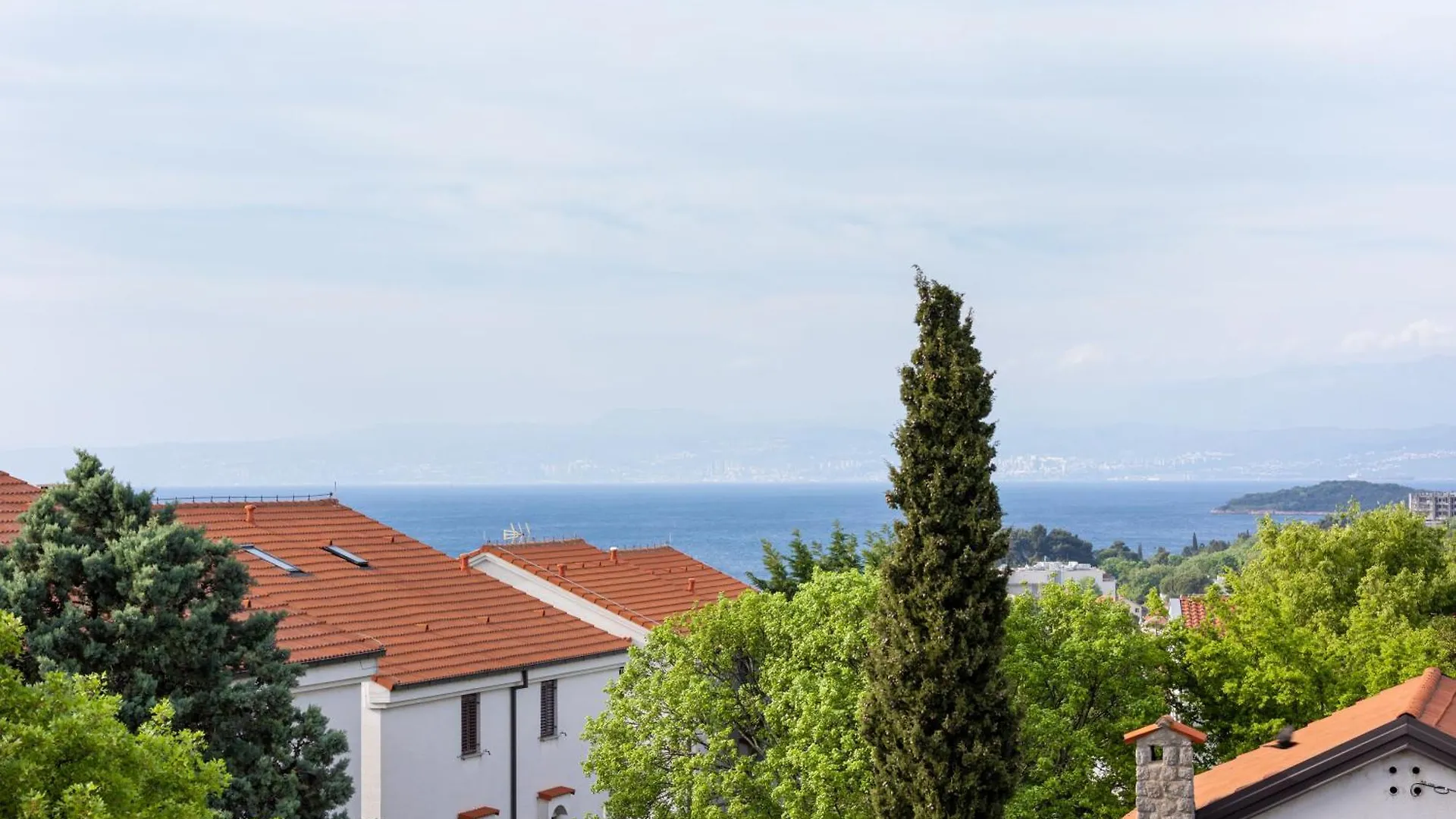 Apartment Isabella Malinska 0*,  Croatia